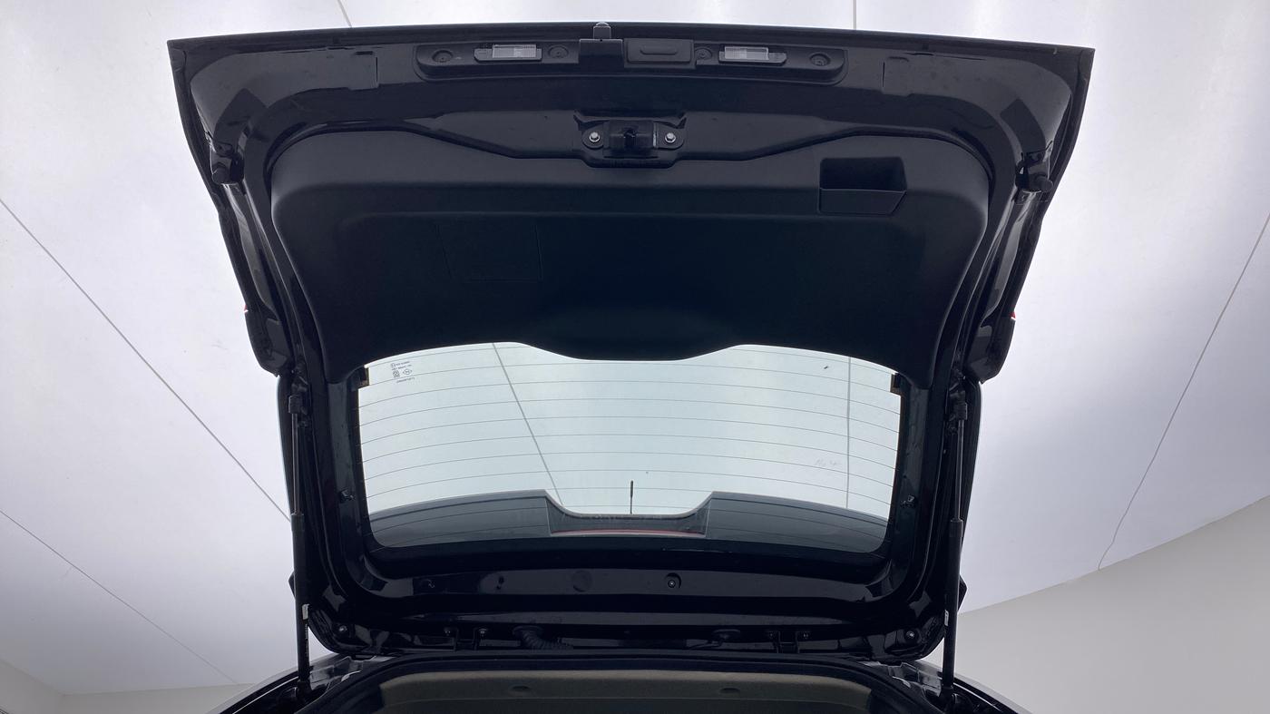 2021 Nissan MAGNITE XV PRM. TURBO . MT PETROL, Petrol, Manual, 9,032 km, Boot Door Open