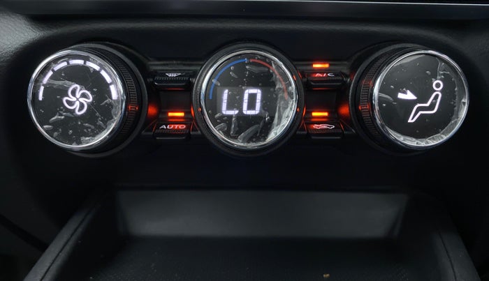 2021 Nissan MAGNITE XV PRM. TURBO . MT PETROL, Petrol, Manual, 9,032 km, Automatic Climate Control