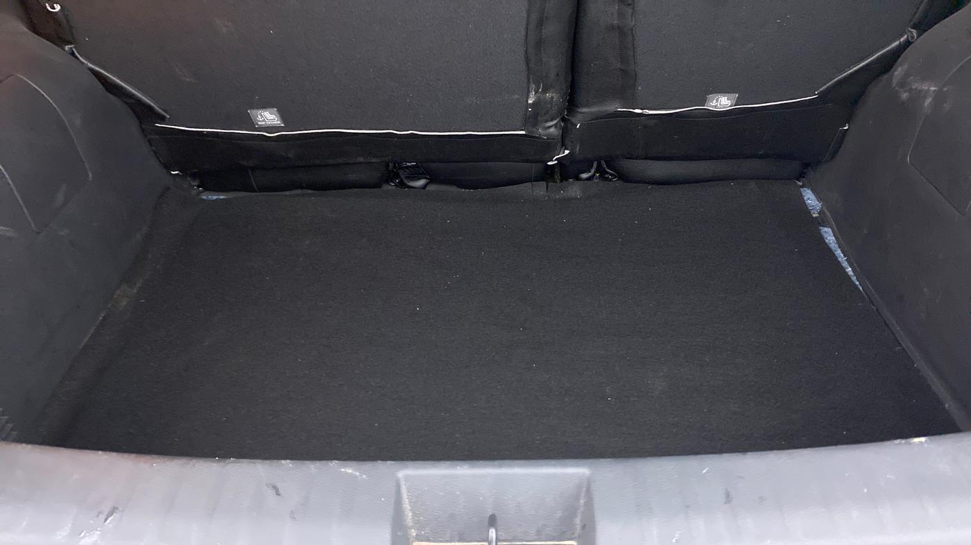 2021 Nissan MAGNITE XV PRM. TURBO . MT PETROL, Petrol, Manual, 9,032 km, Boot Inside
