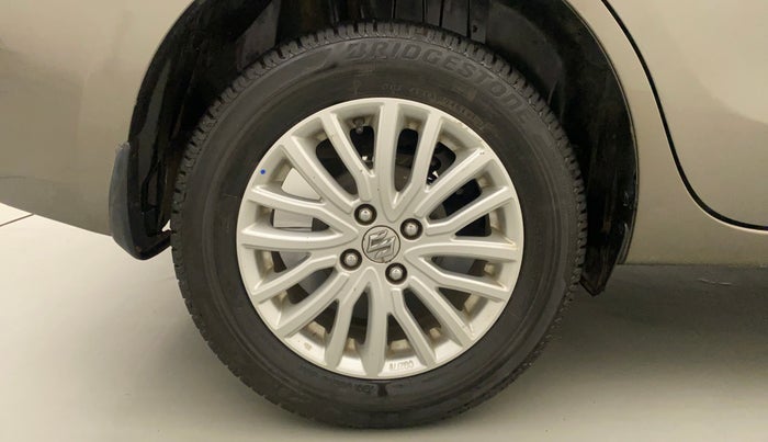 2017 Maruti Dzire ZDI AMT, Diesel, Automatic, 69,704 km, Right Rear Wheel