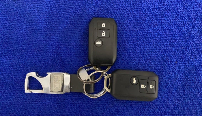 2017 Maruti Dzire ZDI AMT, Diesel, Automatic, 69,704 km, Key Close Up