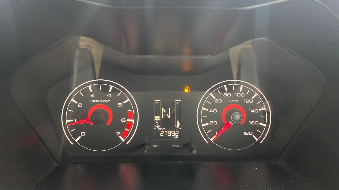 2018 Mahindra KUV 100 NXT K4+ P 6 STR, Petrol, Manual, 27,991 km, Odometer Image