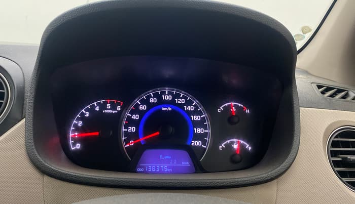 2015 Hyundai Grand i10 SPORTZ 1.1 CRDI, Diesel, Manual, 1,38,343 km, Odometer Image