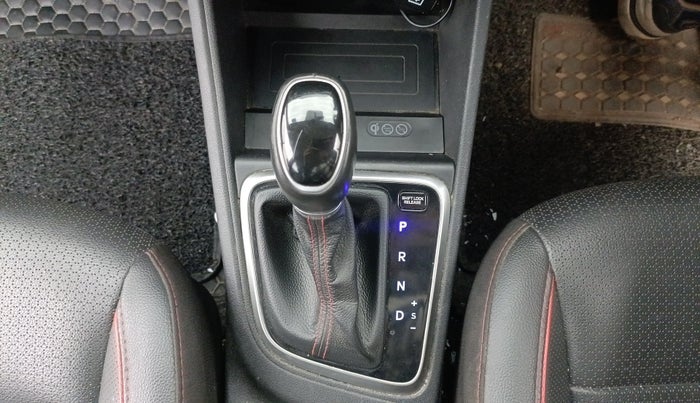 2022 Hyundai Verna SX (O) 1.0 TURBO DCT, Petrol, Automatic, 41,686 km, Gear Lever