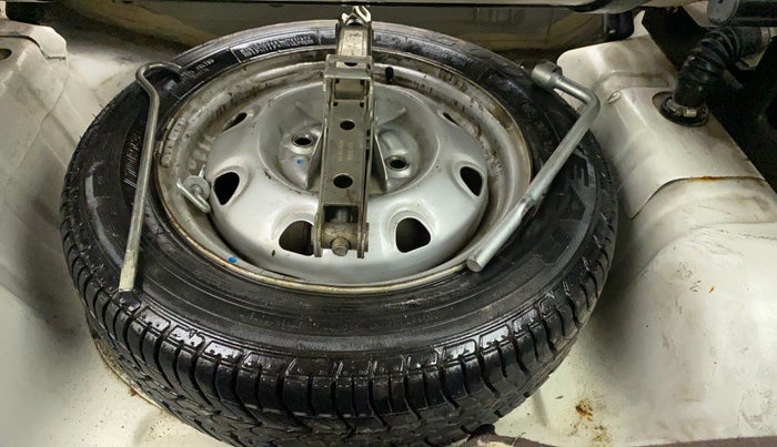 2011 Maruti Zen Estilo LXI CNG, CNG, Manual, 64,614 km, Spare Tyre