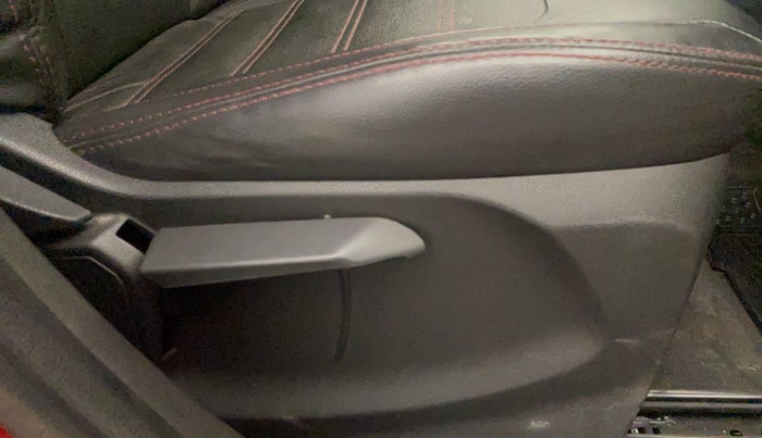 2017 Ford Ecosport TITANIUM+ 1.5L DIESEL, Diesel, Manual, 79,659 km, Driver Side Adjustment Panel
