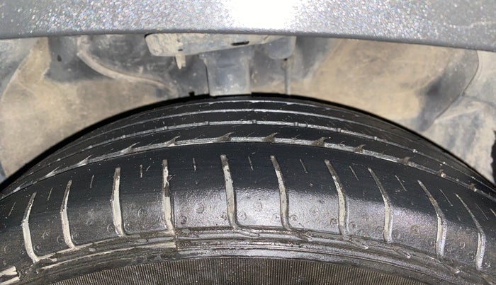 2021 KIA SELTOS HTK PLUS 1.5 IMT, Petrol, Manual, 49,492 km, Right Front Tyre Tread