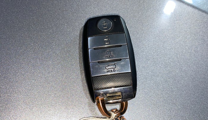 2021 KIA SELTOS HTK PLUS 1.5 IMT, Petrol, Manual, 49,492 km, Key Close Up