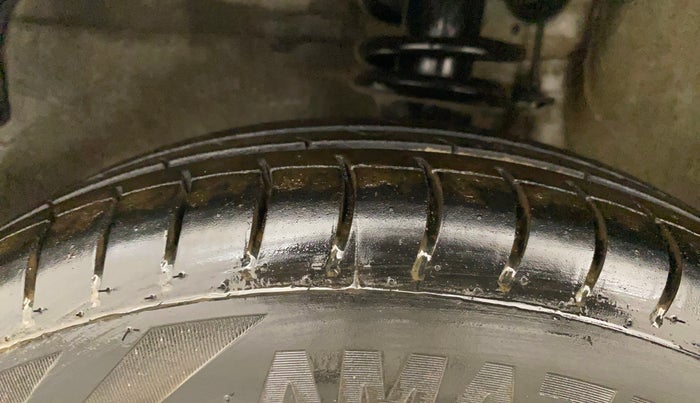 2012 Maruti Alto 800 LXI, Petrol, Manual, 89,058 km, Left Front Tyre Tread