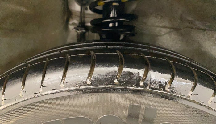 2012 Maruti Alto 800 LXI, Petrol, Manual, 89,058 km, Right Front Tyre Tread