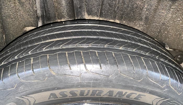 2023 Maruti FRONX ZETA 1.0L TURBO 6 AT, Petrol, Automatic, 34,068 km, Right Rear Tyre Tread