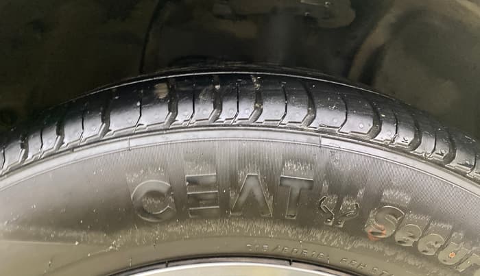 2019 Tata NEXON XZA PLUS DIESEL, Diesel, Automatic, 83,492 km, Right Front Tyre Tread