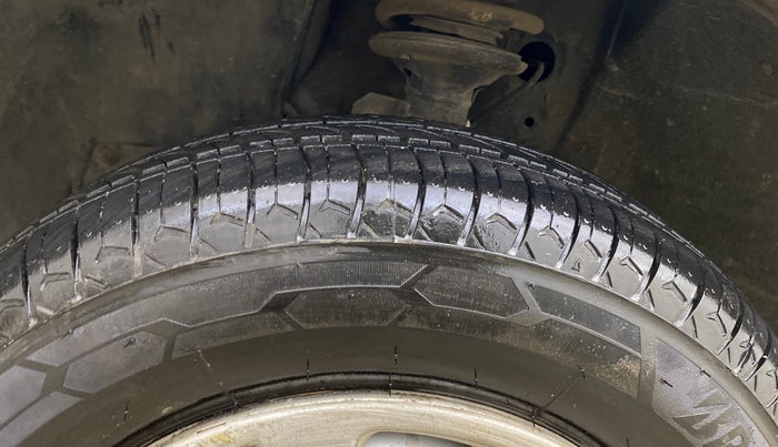 2020 Maruti New Wagon-R LXI CNG 1.0, CNG, Manual, 73,710 km, Left Front Tyre Tread