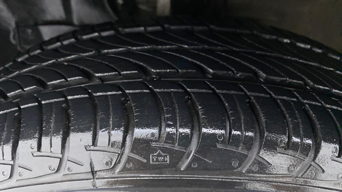 2020 Maruti New Wagon-R VXI 1.0, Petrol, Manual, 6,648 km, Left Front Tyre Tread
