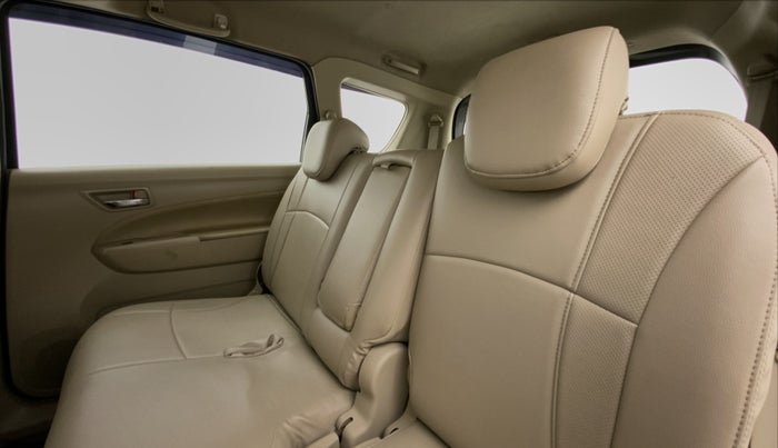 2017 Maruti Ertiga VDI SHVS, Diesel, Manual, 17,714 km, Right Side Rear Door Cabin