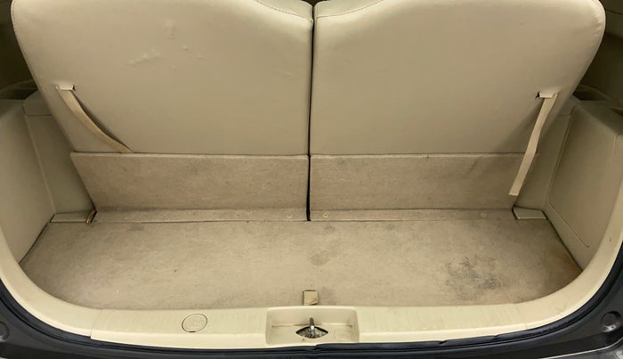 2017 Maruti Ertiga VDI SHVS, Diesel, Manual, 17,714 km, Boot Inside