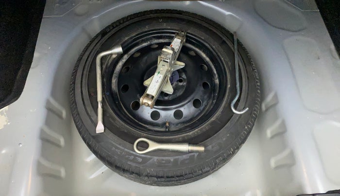 2020 Maruti Dzire VXI, Petrol, Manual, 22,652 km, Spare Tyre