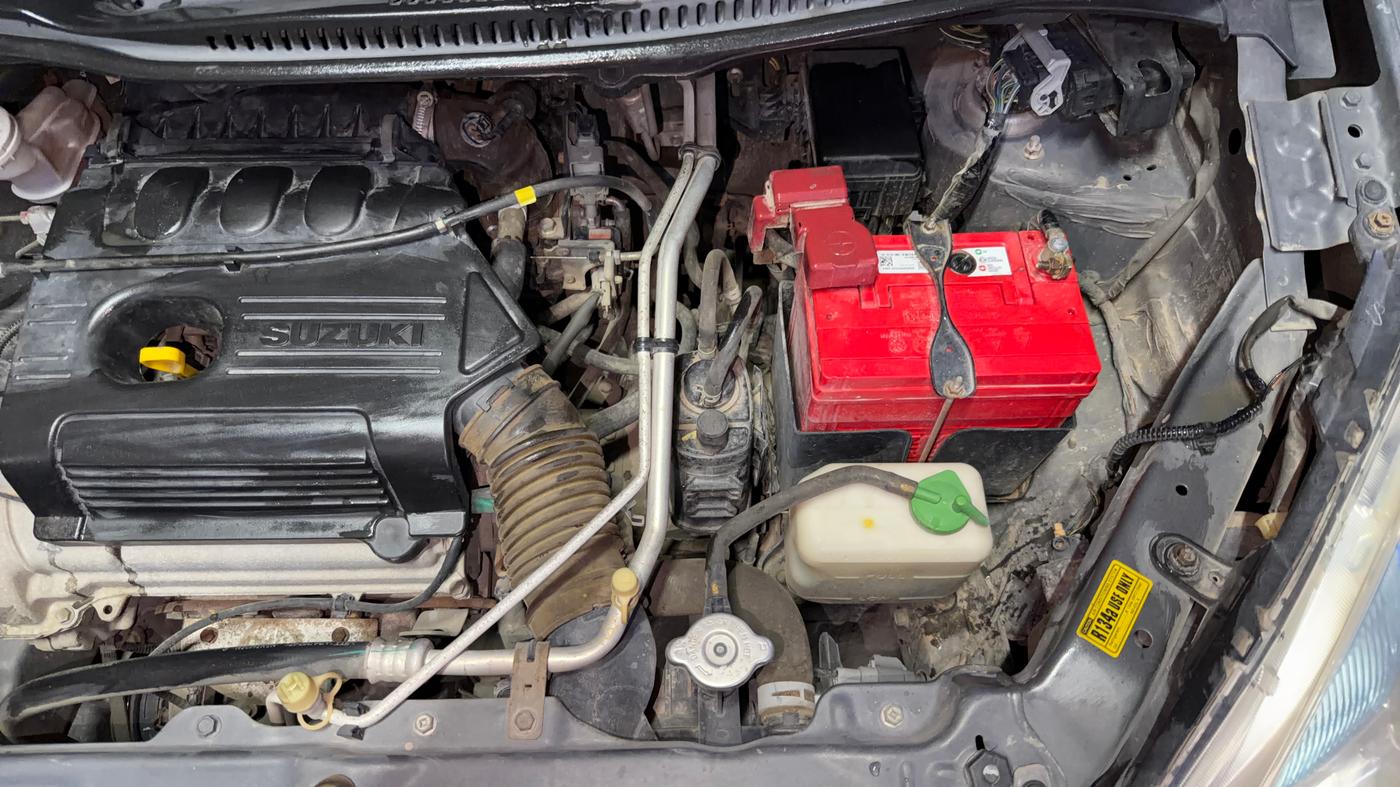 2015 Maruti Wagon R 1.0 VXI, Petrol, Manual, 11,326 km, Engine View - Left