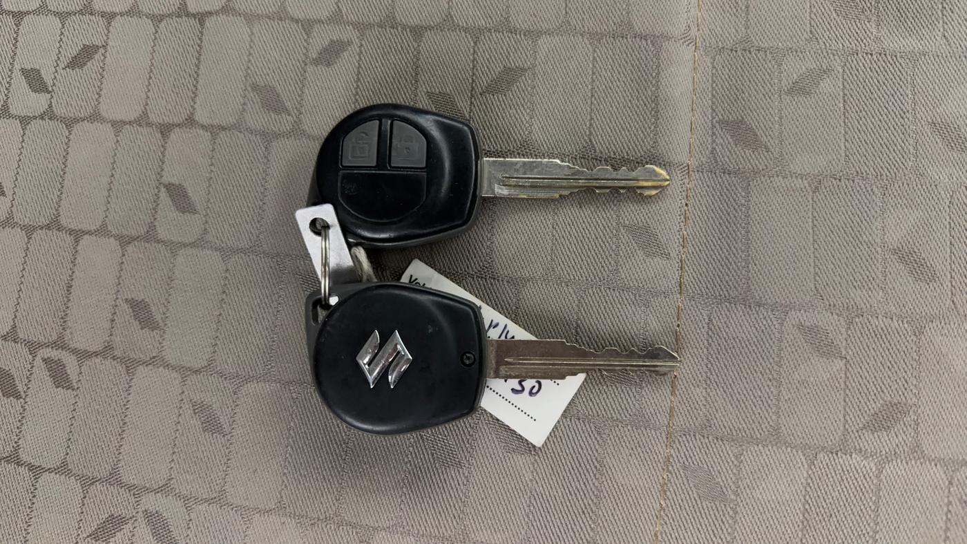 2015 Maruti Wagon R 1.0 VXI, Petrol, Manual, 11,326 km, Key Close Up
