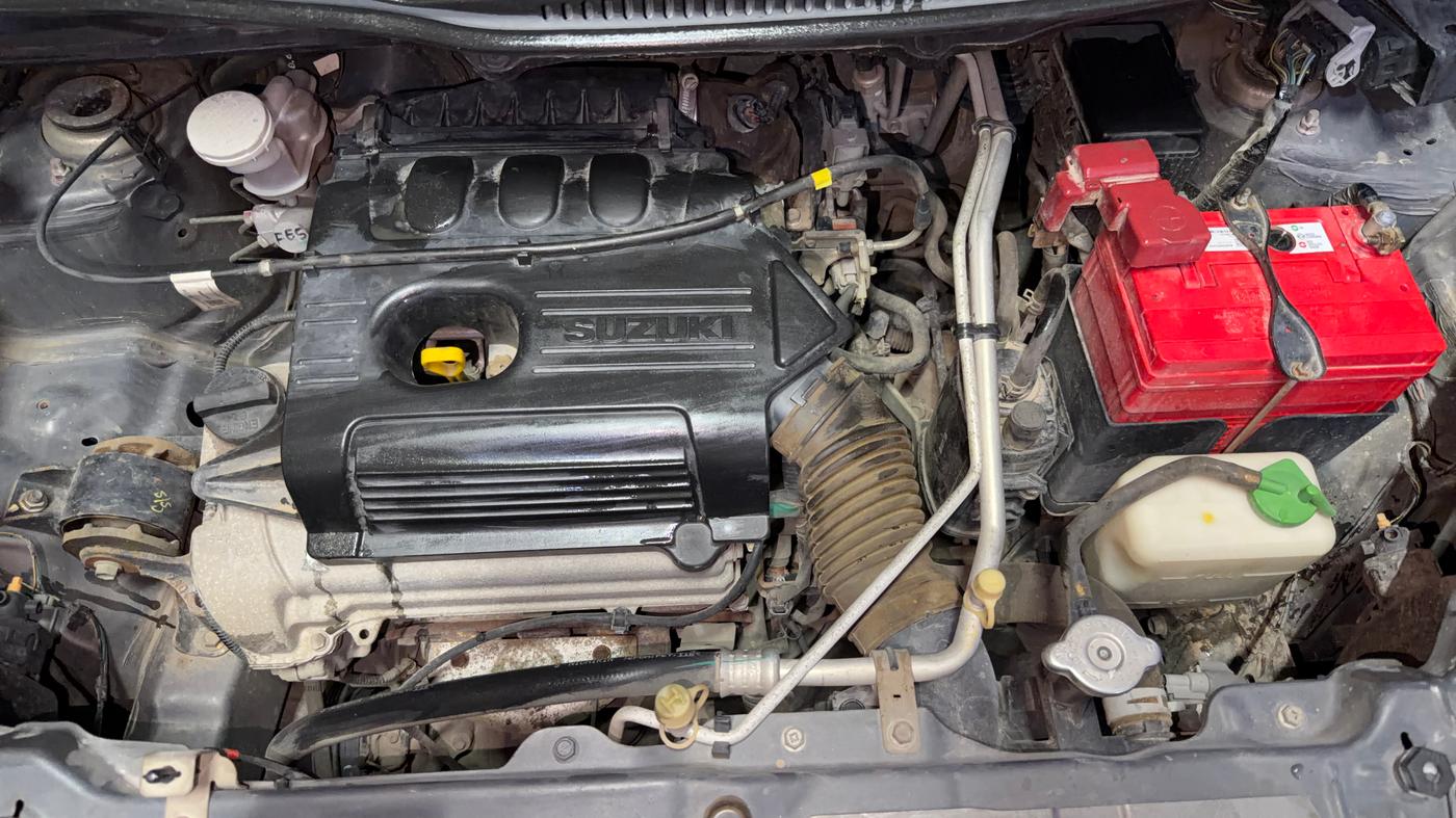 2015 Maruti Wagon R 1.0 VXI, Petrol, Manual, 11,326 km, Engine View
