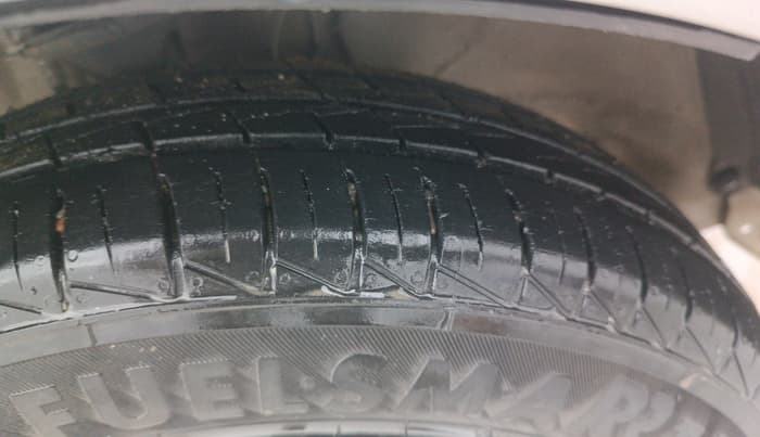 2020 Maruti Alto VXI PLUS, Petrol, Manual, 14,065 km, Right Front Tyre Tread