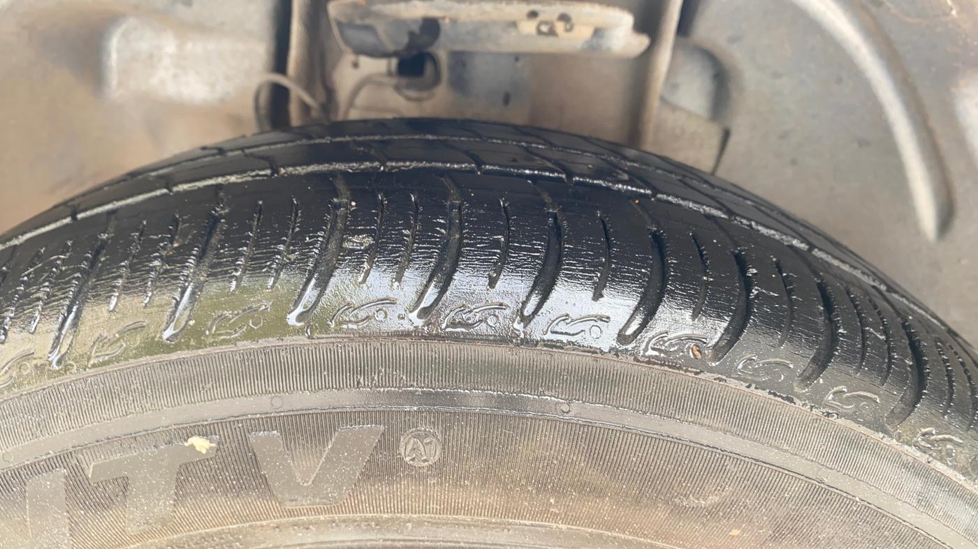 2023 Tata Tiago XTA PETROL, Petrol, Automatic, 14,361 km, Left Front Tyre Tread