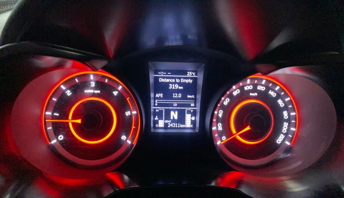 2022 Mahindra XUV300 W6 1.5 DIESEL AMT, Diesel, Automatic, 24,304 km, Odometer Image