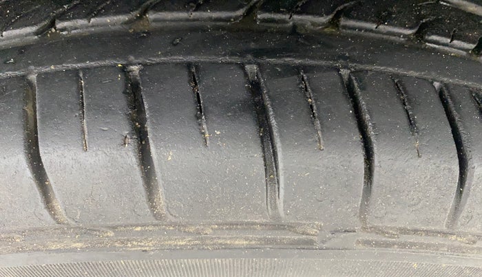 2022 KIA SELTOS HTK PLUS 1.5, Petrol, Manual, 31,070 km, Right Rear Tyre Tread