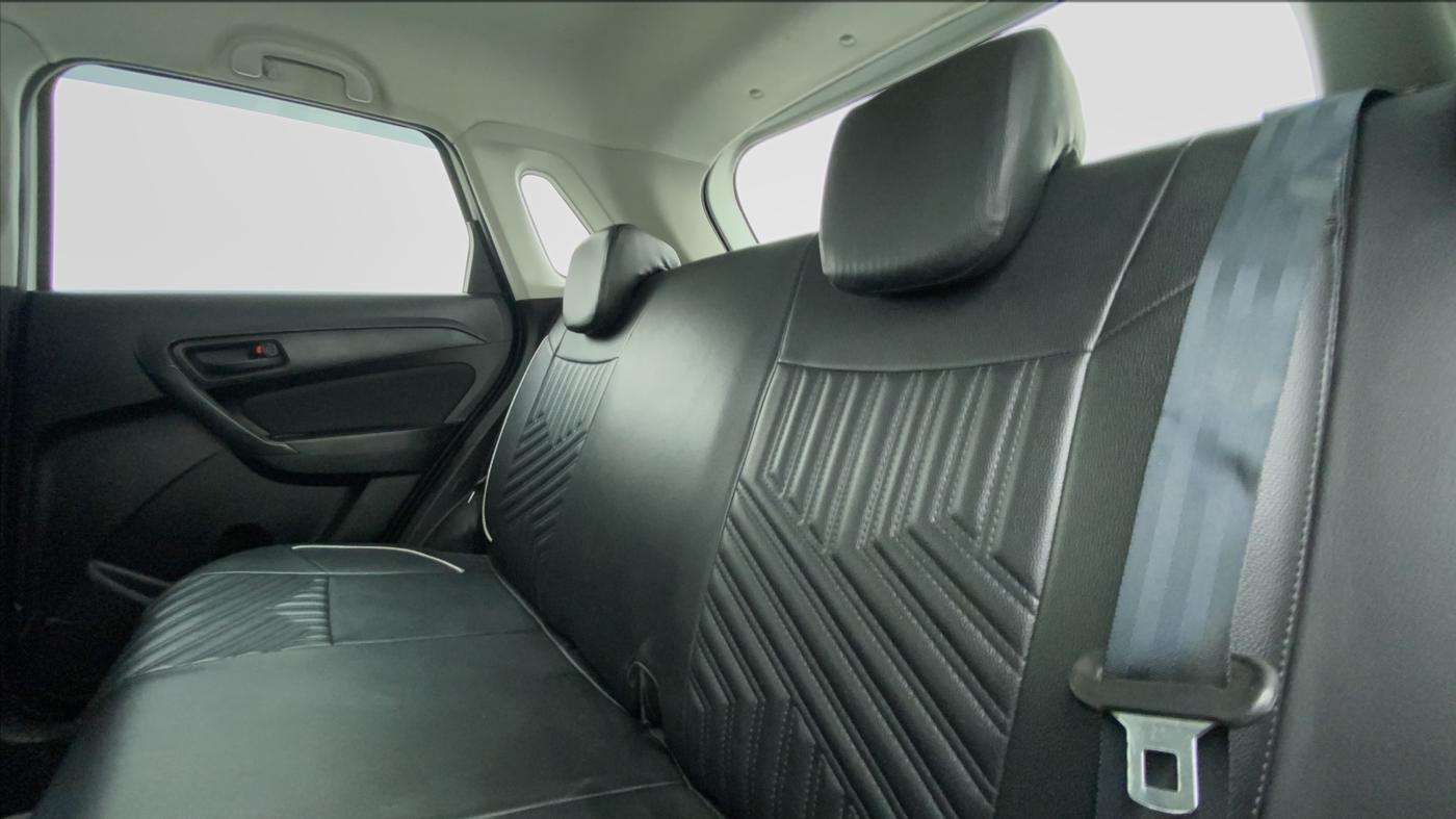 2019 Maruti Vitara Brezza VDI, Diesel, Manual, 58,894 km, Right Side Rear Door Cabin