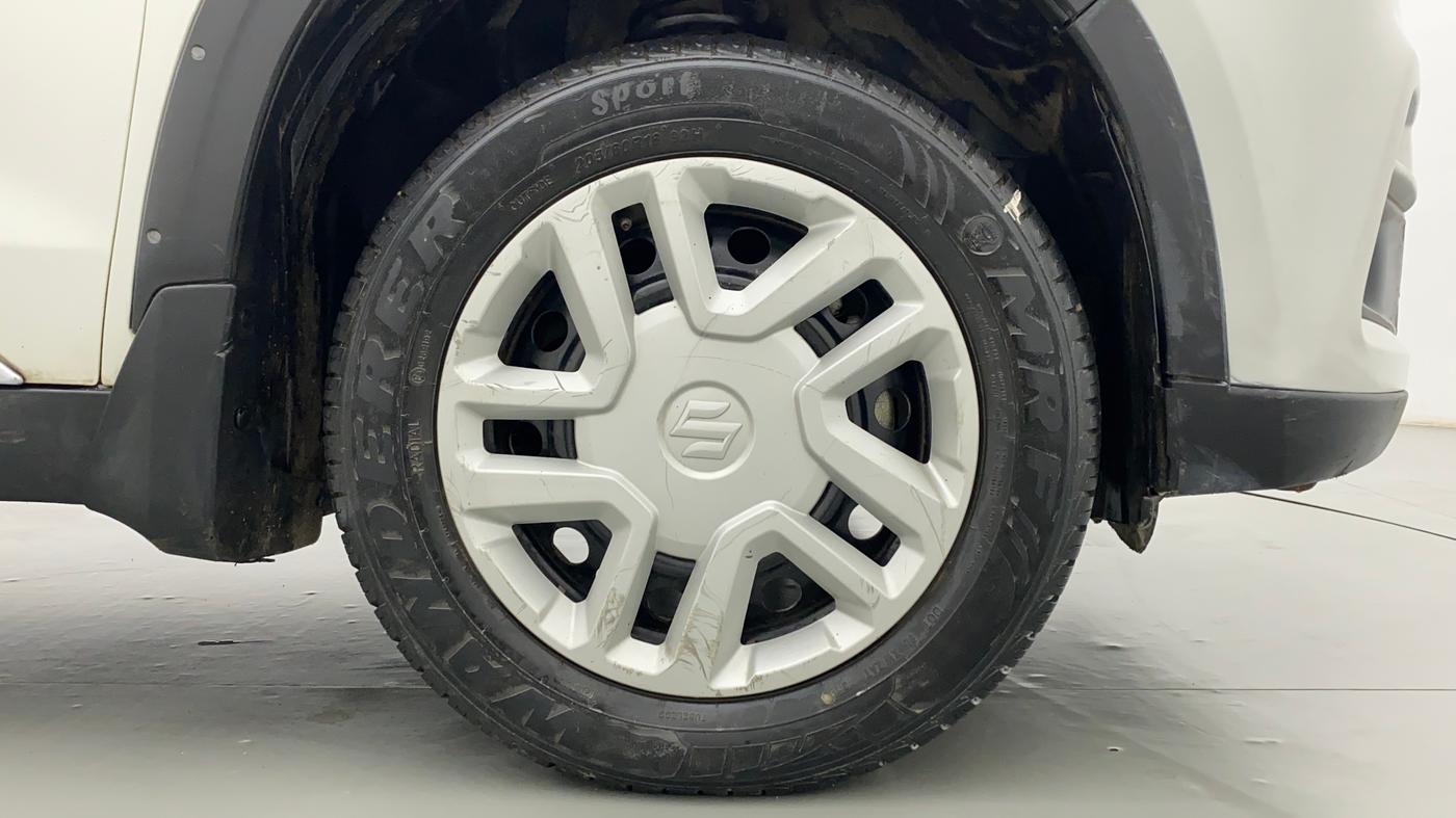 2019 Maruti Vitara Brezza VDI, Diesel, Manual, 58,894 km, Right Front Wheel