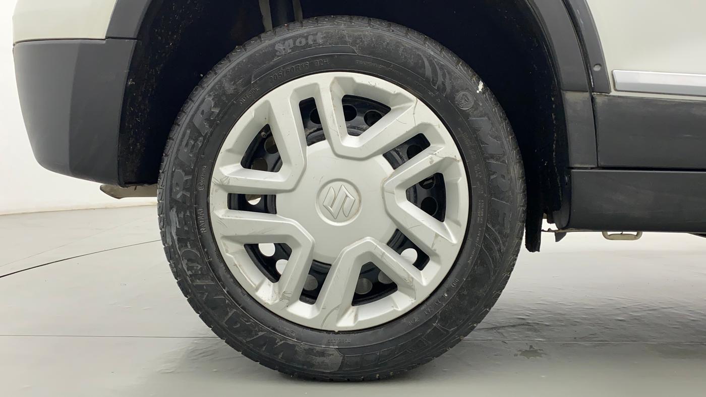 2019 Maruti Vitara Brezza VDI, Diesel, Manual, 58,894 km, Right Rear Wheel