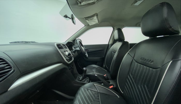 2019 Maruti Vitara Brezza VDI, Diesel, Manual, 58,894 km, Right Side Front Door Cabin