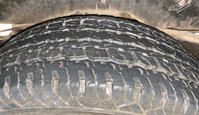 2021 Mahindra Thar LX  P 4WD AT CONVERTIBLE, Petrol, Automatic, 51,580 km, Right Rear Tyre Tread