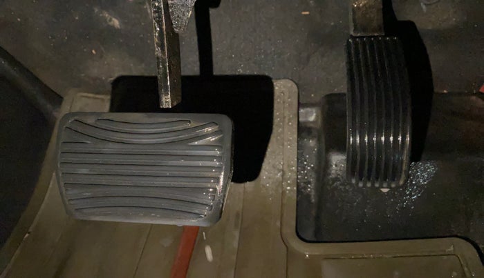 2021 Mahindra Thar LX  P 4WD AT CONVERTIBLE, Petrol, Automatic, 51,580 km, Pedals