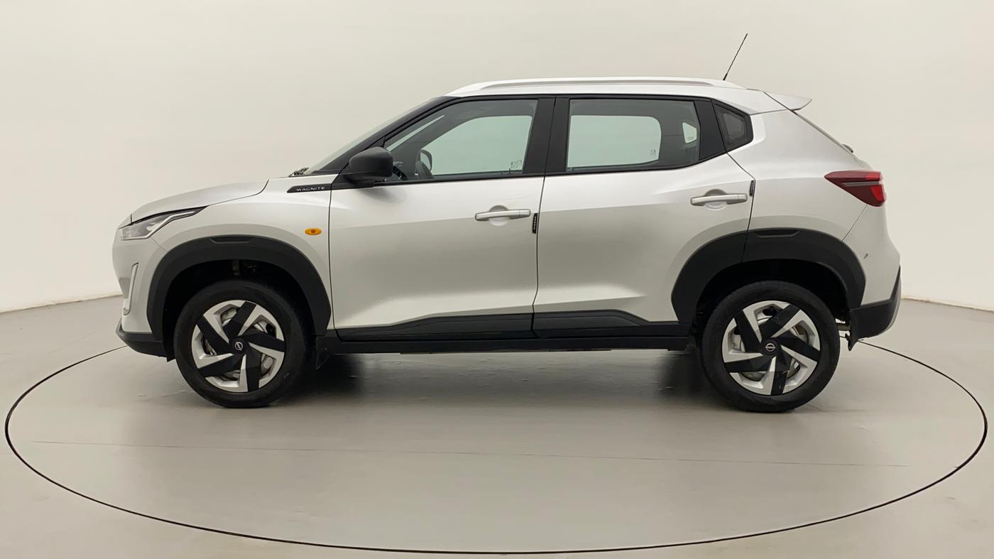 2022 Nissan MAGNITE XE, Petrol, Manual, 13,589 km, Left Side