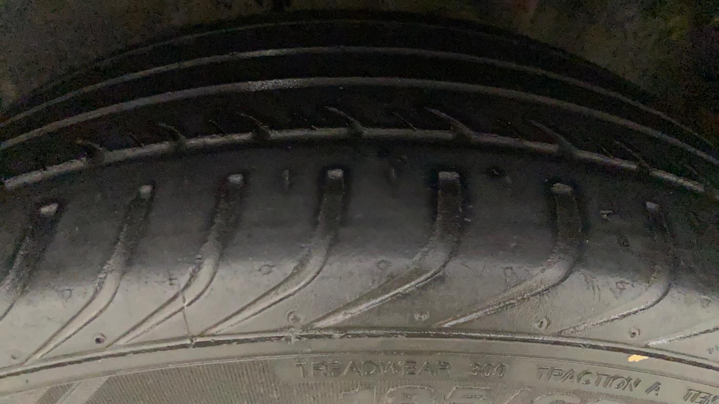 2016 Volkswagen Polo GT TSI AT, Petrol, Automatic, 43,216 km, Left Rear Tyre Tread