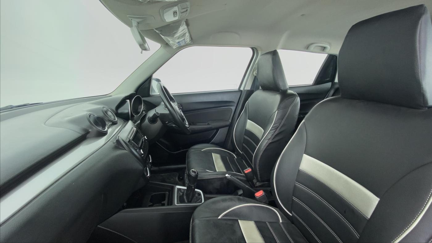 2020 Maruti Swift VXI D, Petrol, Manual, 20,892 km, Right Side Front Door Cabin
