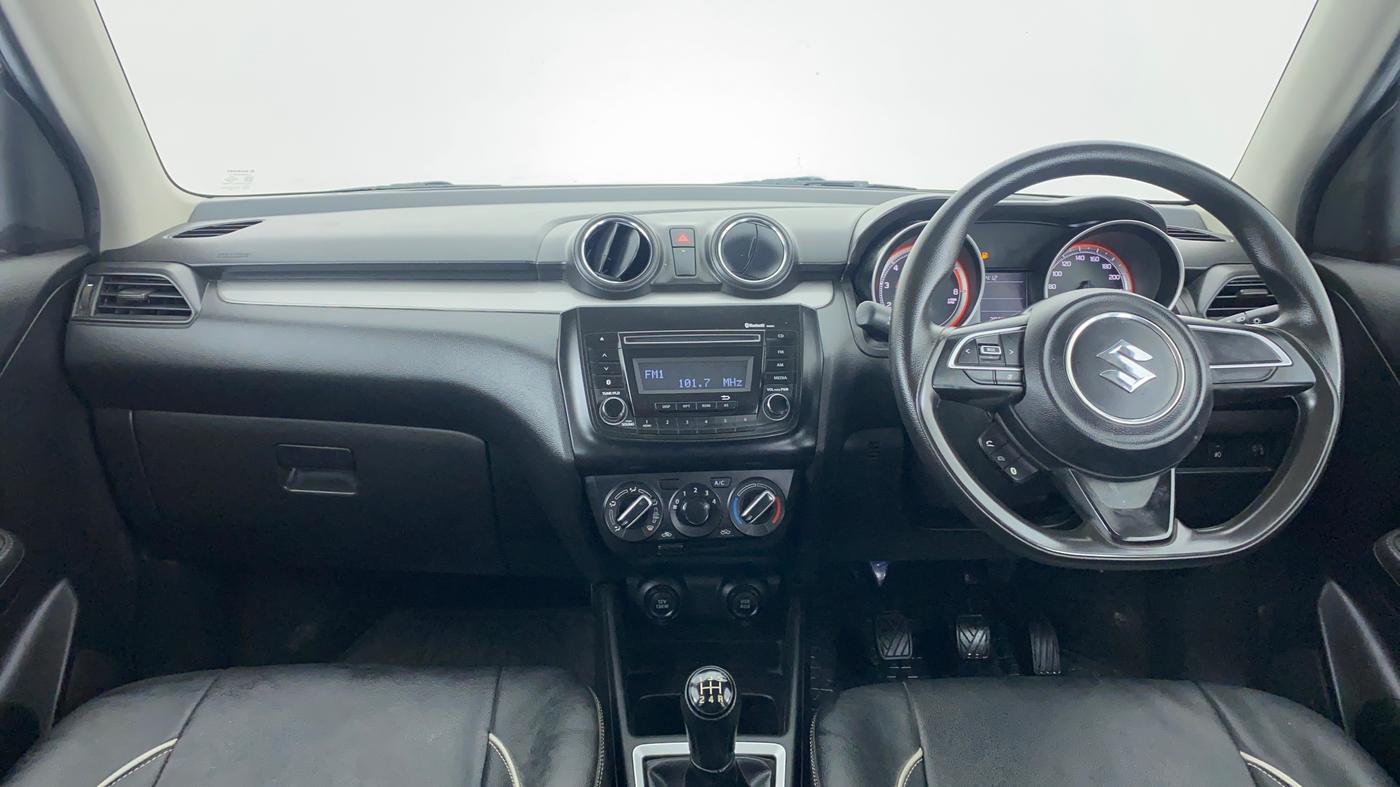 2020 Maruti Swift VXI D, Petrol, Manual, 20,892 km, Dashboard