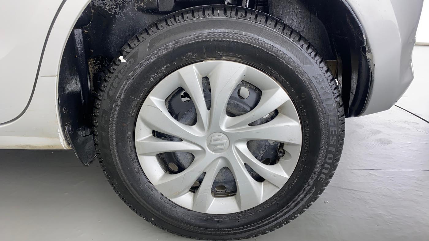 2020 Maruti Swift VXI D, Petrol, Manual, 20,892 km, Left Rear Wheel