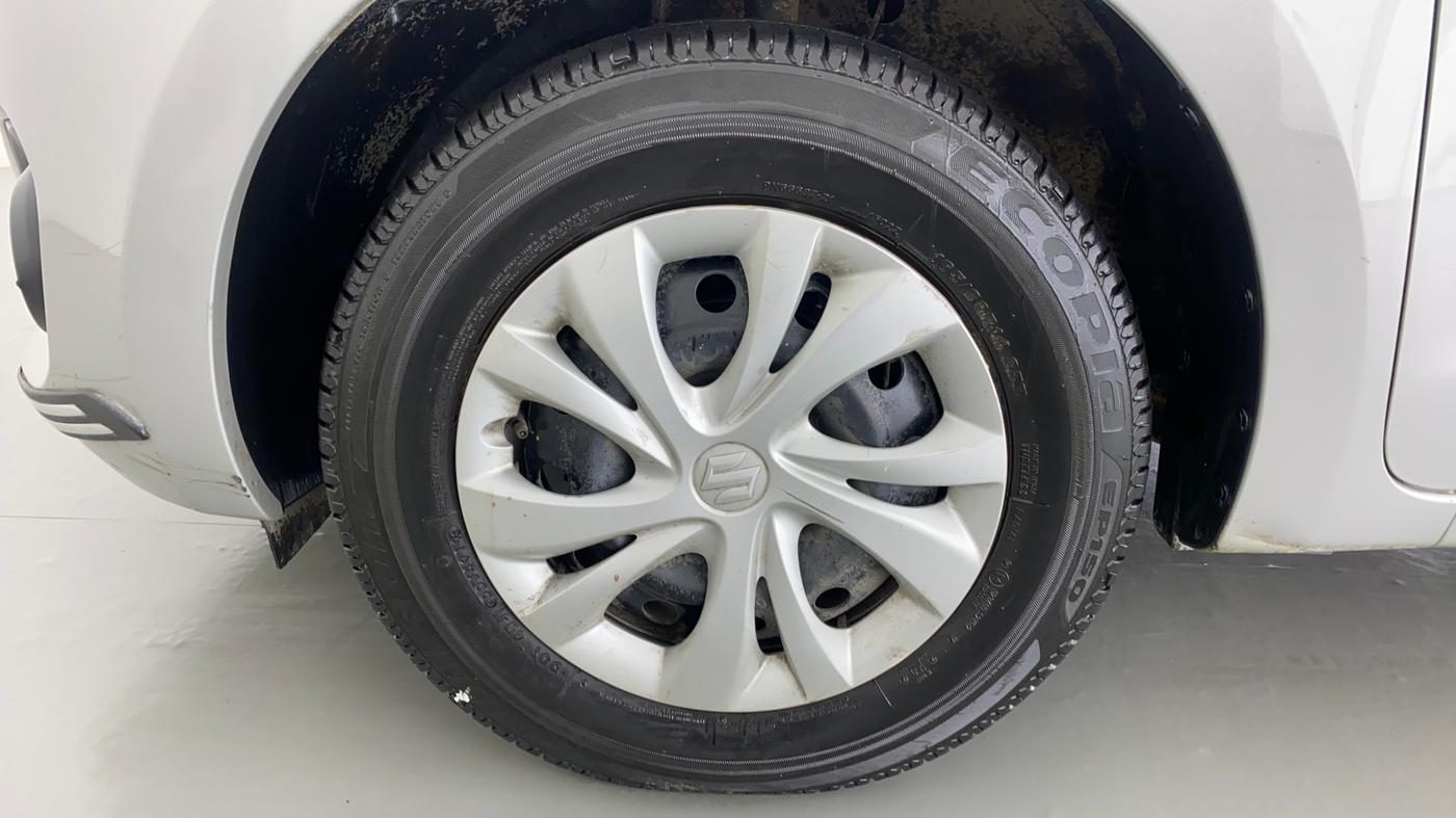 2020 Maruti Swift VXI D, Petrol, Manual, 20,892 km, Left Front Wheel