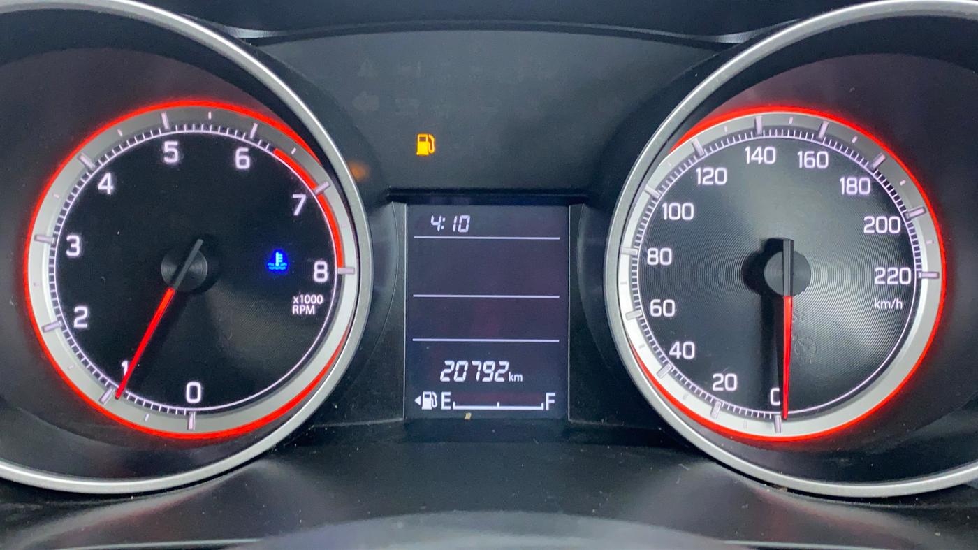 2020 Maruti Swift VXI D, Petrol, Manual, 20,892 km, Odometer Image