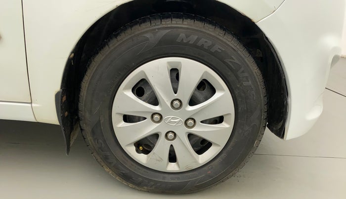 2011 Hyundai i10 MAGNA 1.2, Petrol, Manual, 74,587 km, Right Front Wheel