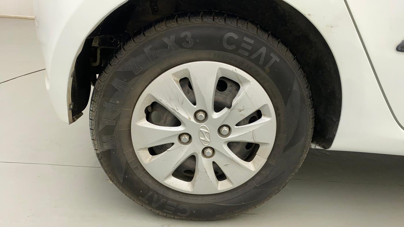 2011 Hyundai i10 MAGNA 1.2, Petrol, Manual, 74,587 km, Right Rear Wheel