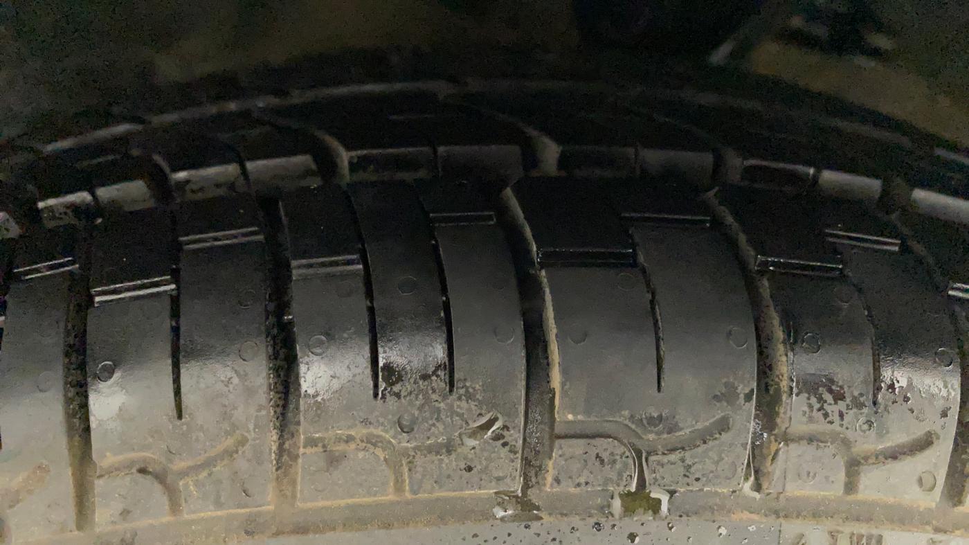 2011 Hyundai i10 MAGNA 1.2, Petrol, Manual, 74,587 km, Right Front Tyre Tread