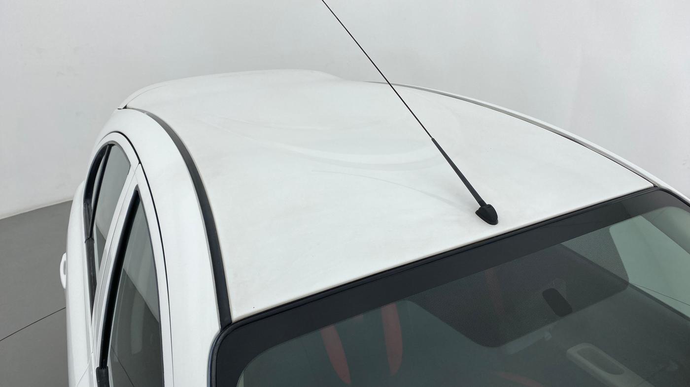 2015 Nissan Micra Active XV S, Petrol, Manual, 50,997 km, Roof