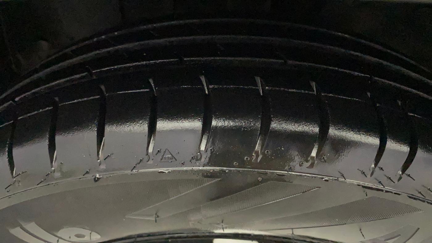 2019 Renault Kwid RXT 1.0, Petrol, Manual, 74,578 km, Left Front Tyre Tread