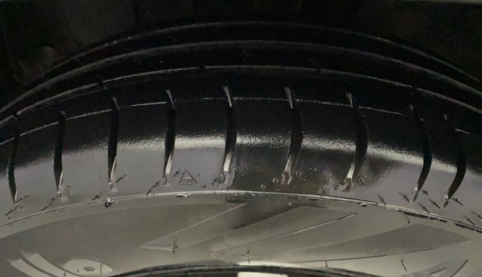 2019 Renault Kwid RXT 1.0, Petrol, Manual, 74,559 km, Left Front Tyre Tread