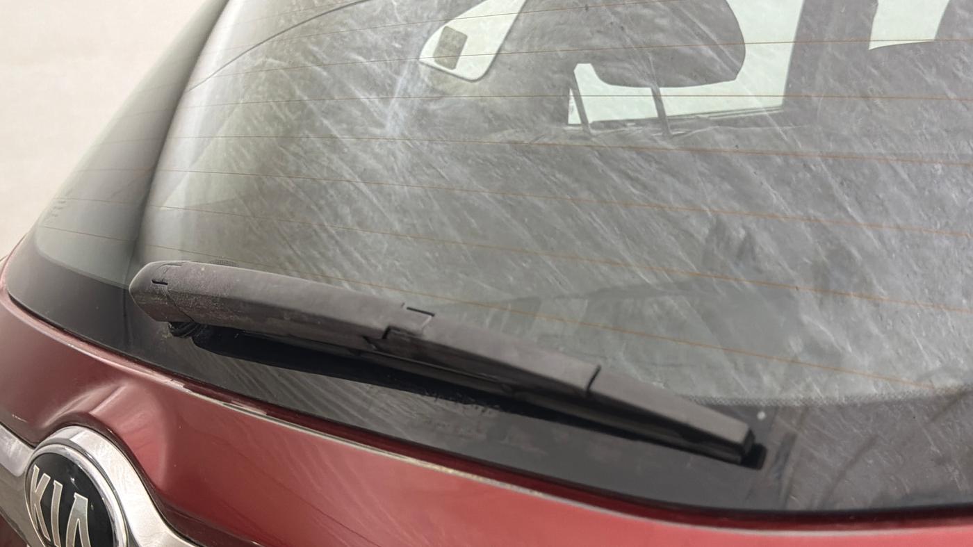 2019 KIA SELTOS HTX PLUS AT1.5 DIESEL, Diesel, Automatic, 1,31,922 km, Rear Wiper
