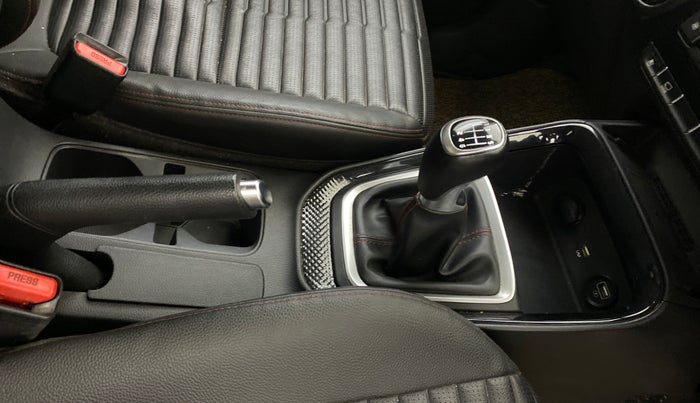 2020 KIA SONET GTX PLUS 1.0 IMT, Petrol, Manual, 77,680 km, Gear Lever