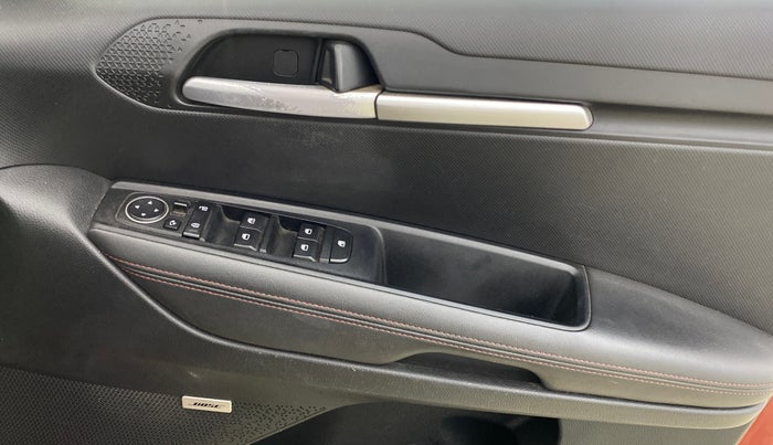 2020 KIA SONET GTX PLUS 1.0 IMT, Petrol, Manual, 77,680 km, Driver Side Door Panels Control
